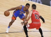 开云体育-塞尔维亚男篮鏖战德国男篮，拉文统治全场的简单介绍