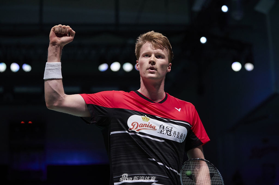包含丹麦羽毛球队完胜马来西亚羽毛球队，马琳高光表现的词条