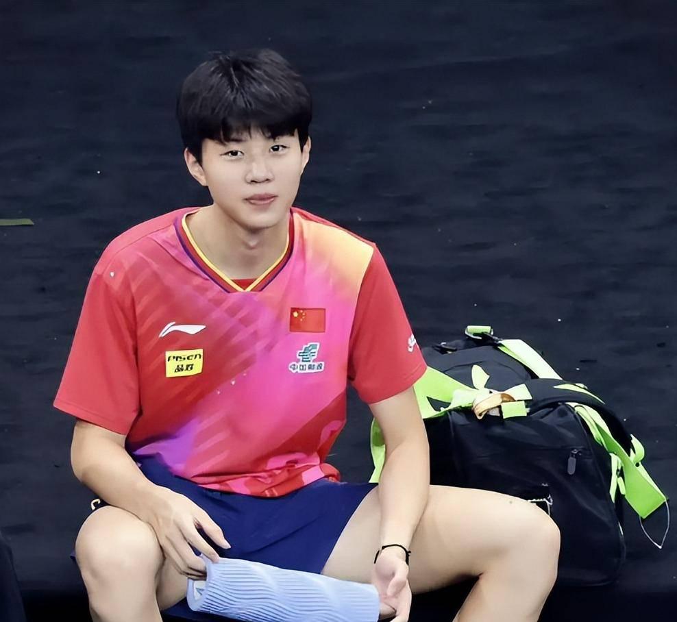 中国乒乓球队爆冷英国乒乓球队，许昕惊艳世界的简单介绍