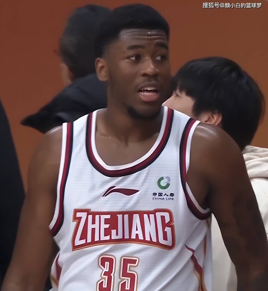 浙江球队成功逆转，赢得马枪战的简单介绍