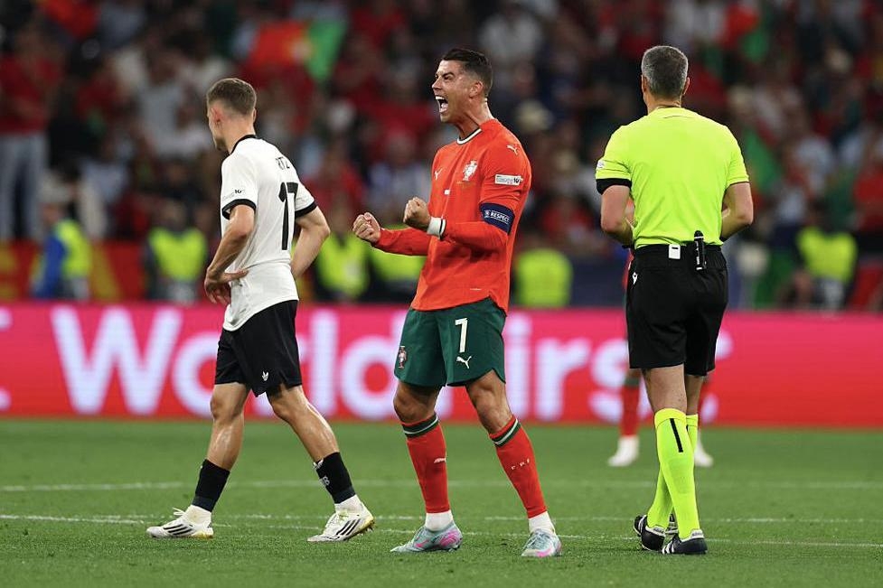 包含紧张刺激！欧洲国家队争夺胜利的词条