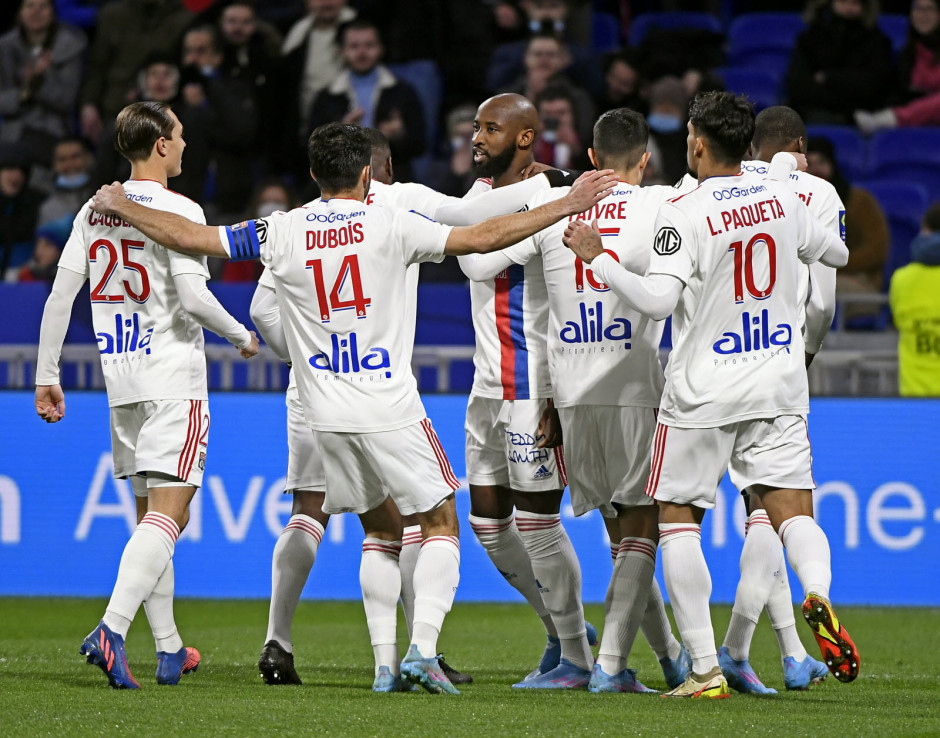 里尔球队在法甲联赛中再次捧杯的简单介绍