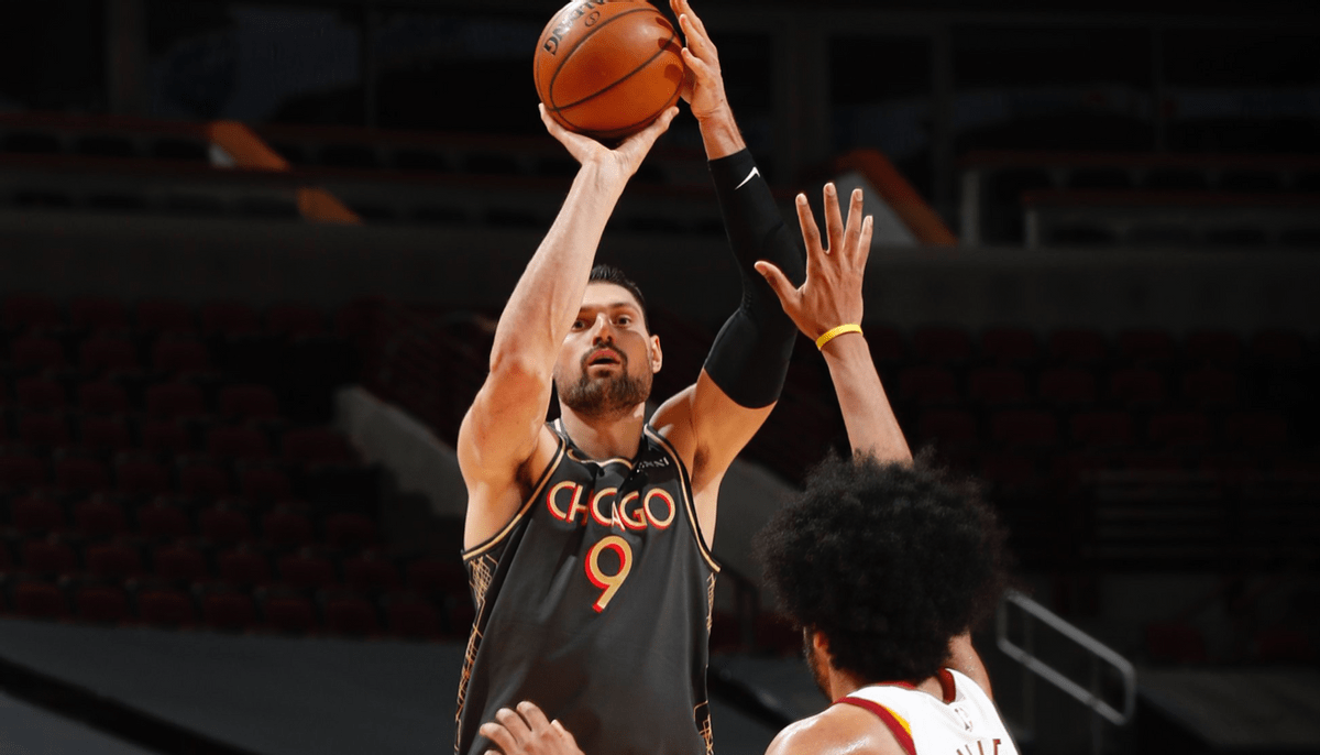 北京队逆转爵士，武切维奇高光表现的简单介绍