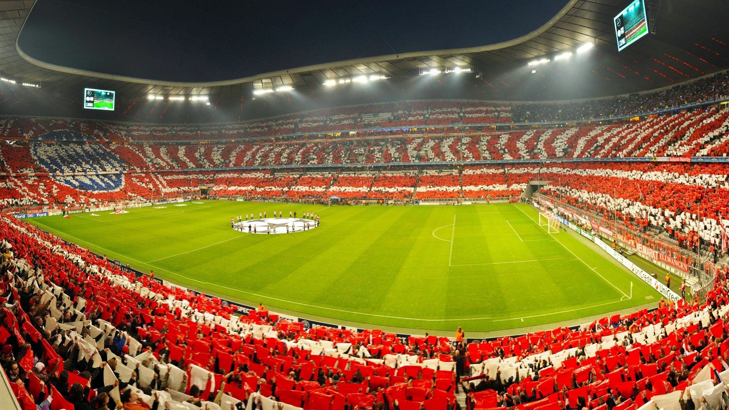 欧冠半决赛焦点战，皇家社会战术压制，曼联遭遇战术困境